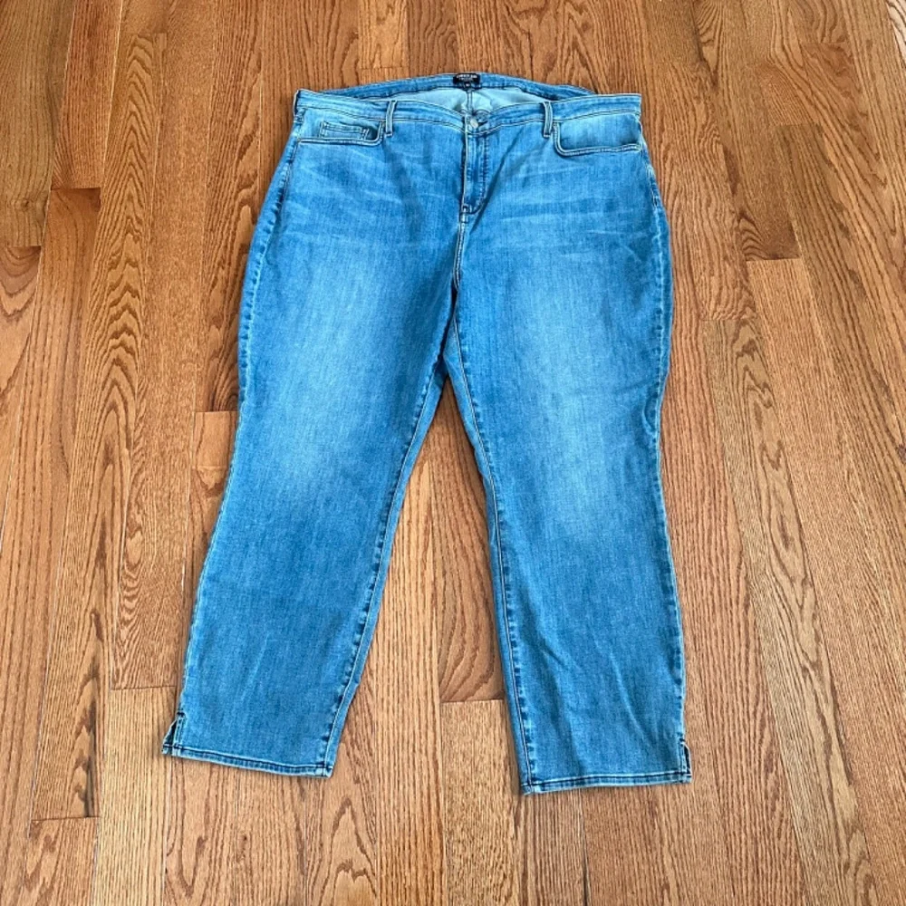NYDJ Curve 360 Straight Ankle Slit Cropped Jeans Women's Size 24 - Picture 10 of 11